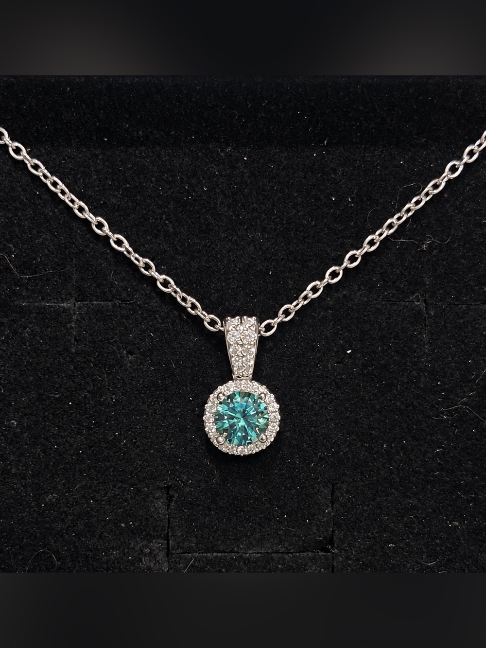1 CT Green Moissanite Halo Pendant Necklace